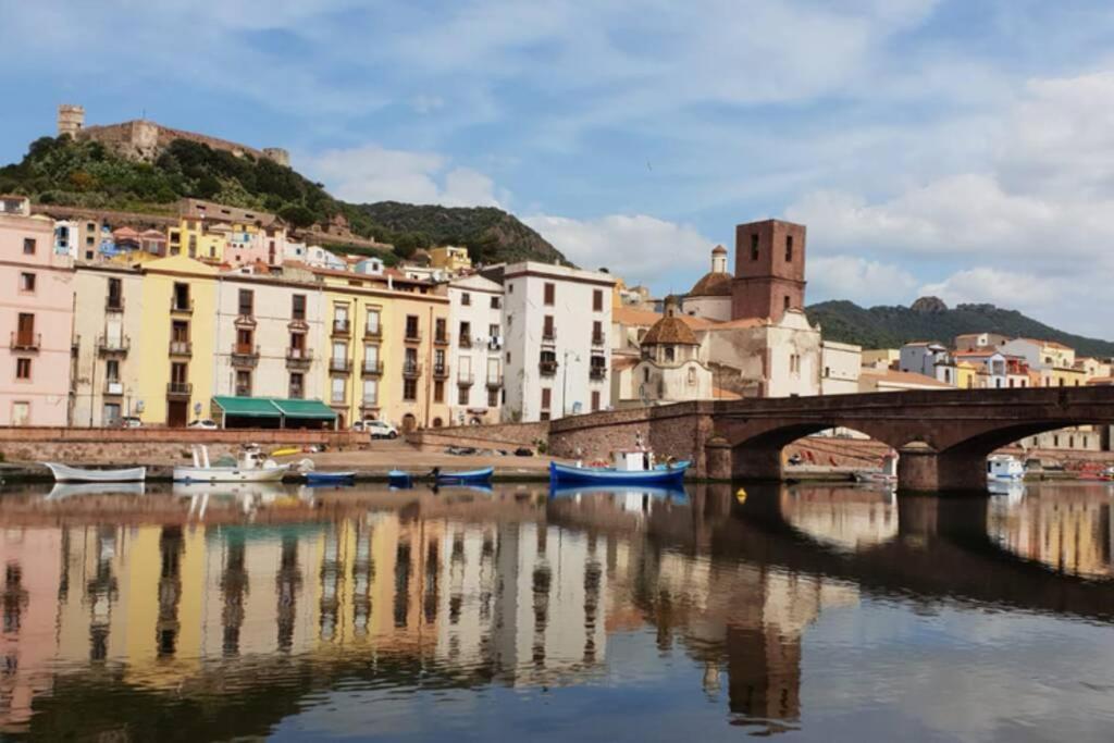 Da Agnese Holiday Home In Bosa Sardegna! المظهر الخارجي الصورة